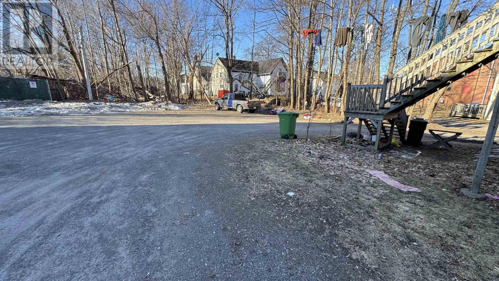 211 Forbes Street Property Photo 5