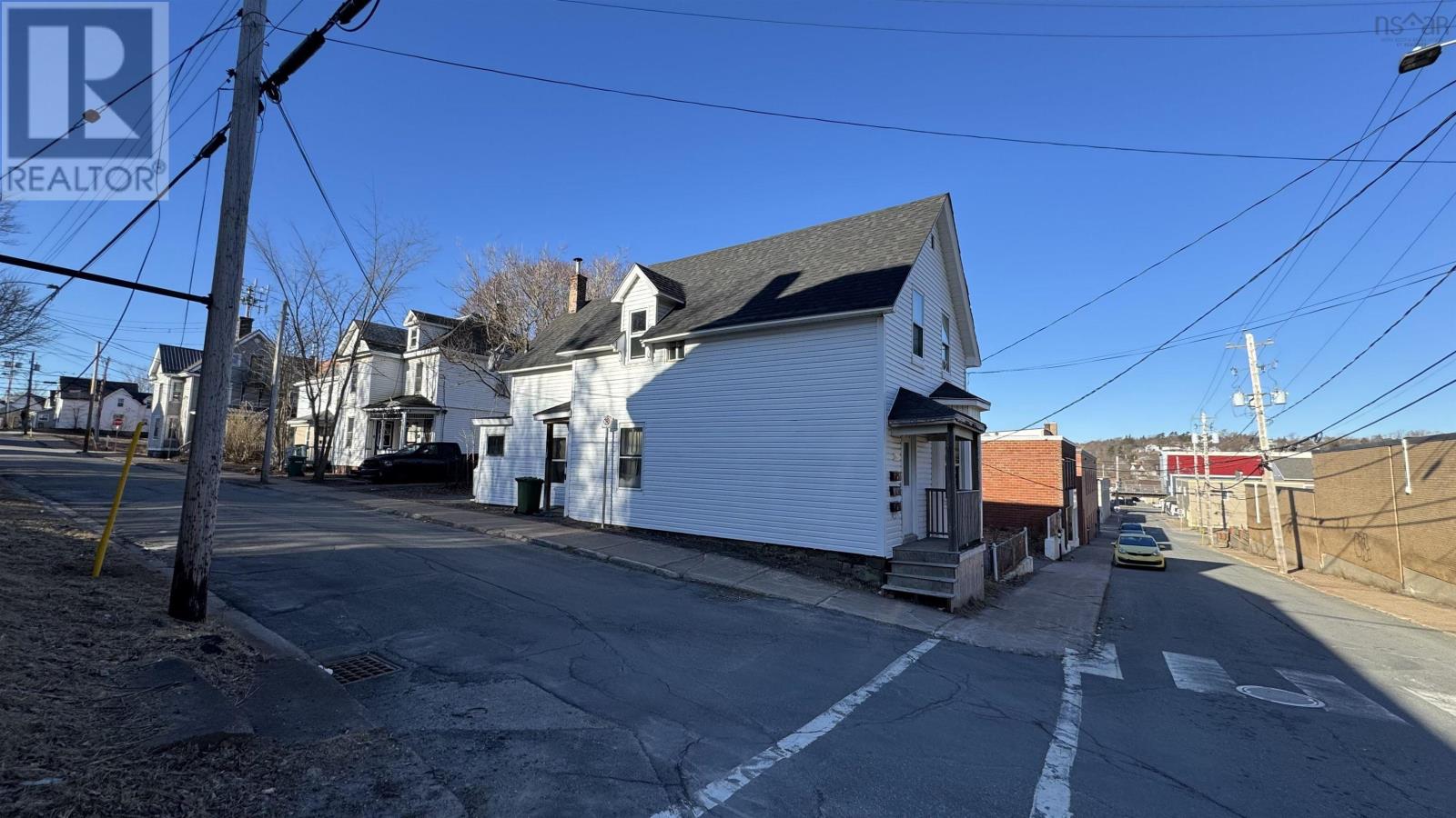 203 Maclean Street Property Photo 3