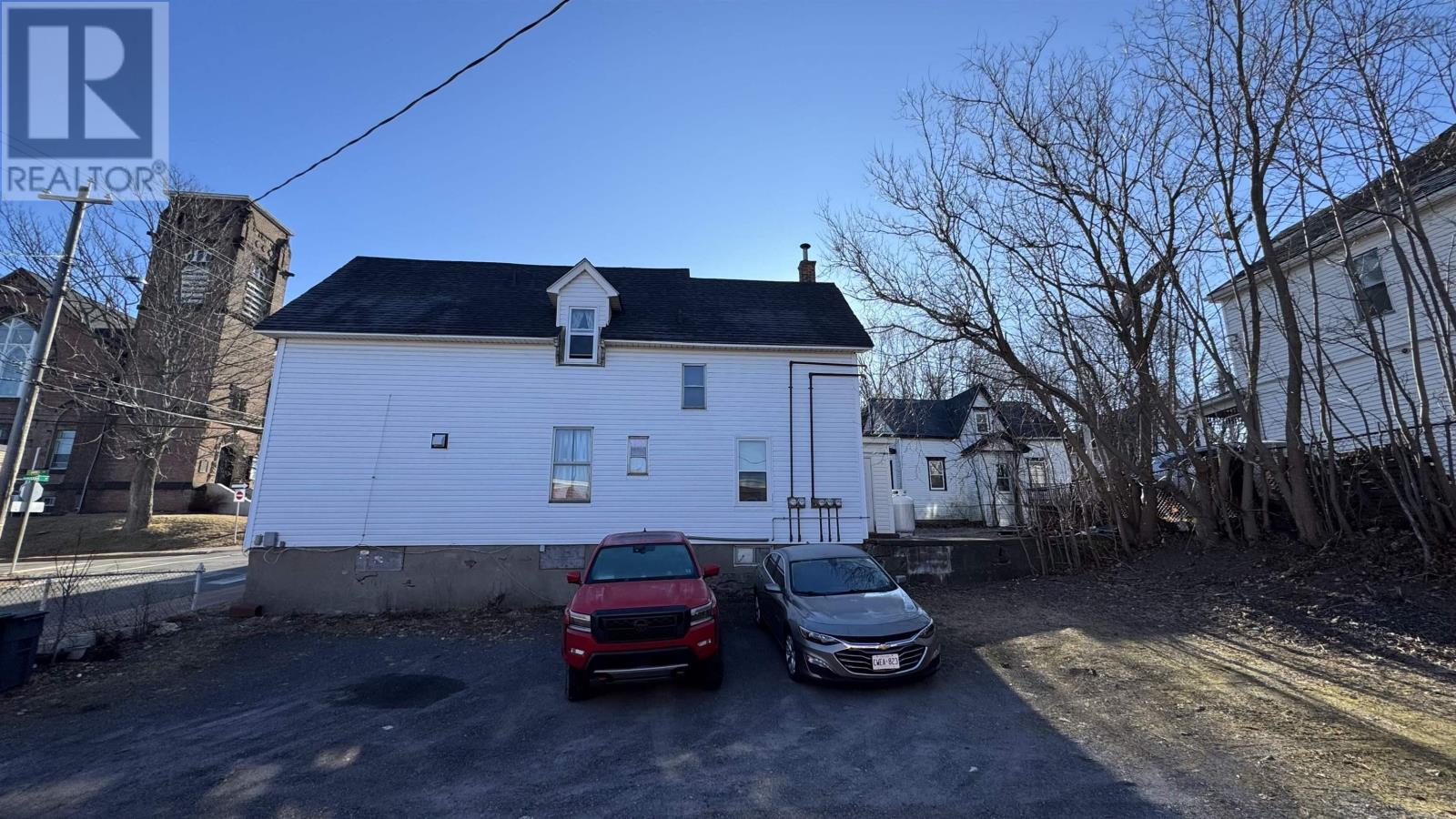 203 Maclean Street Property Photo 4