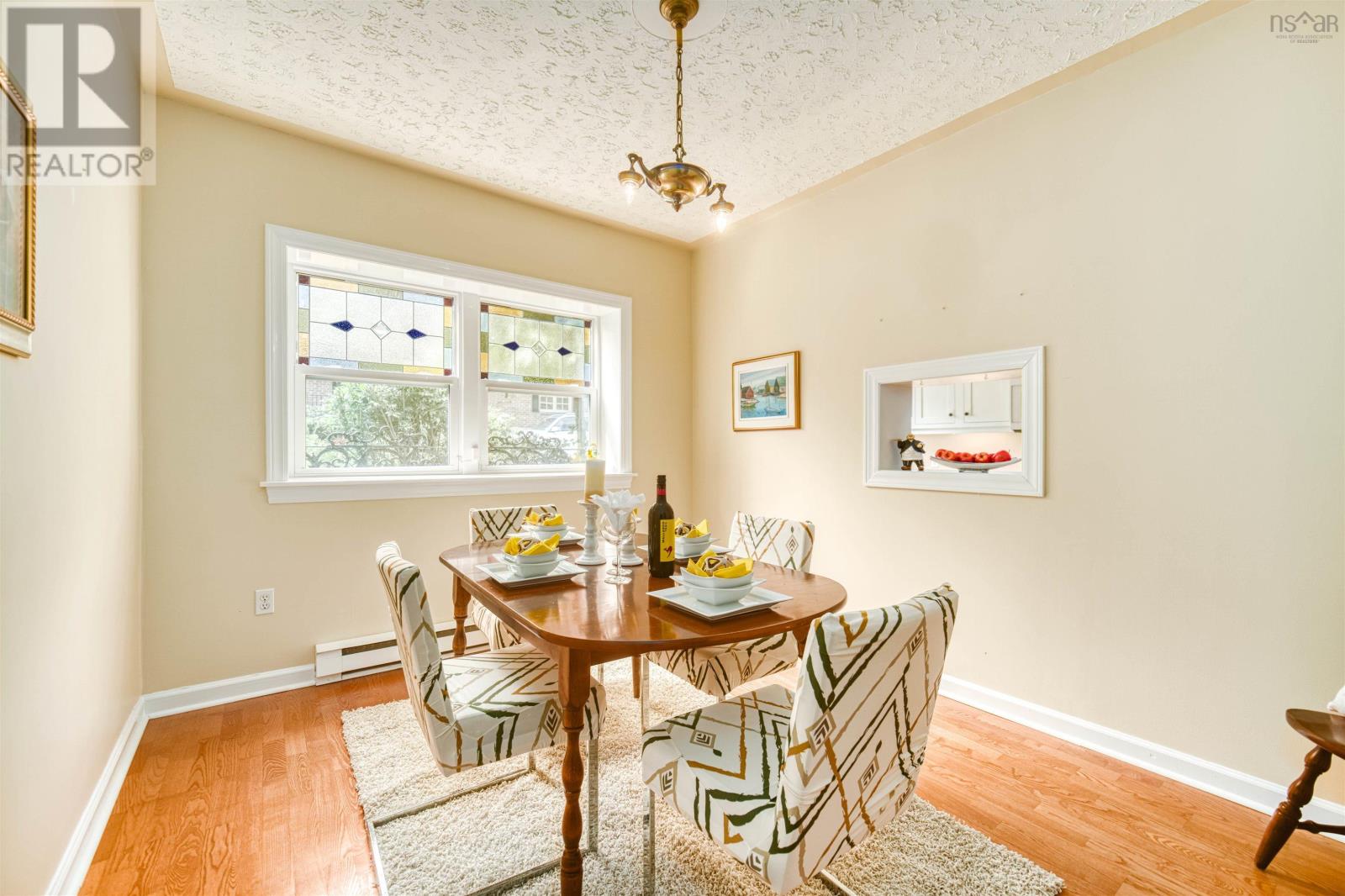 951 Lindola Place Property Photo 7
