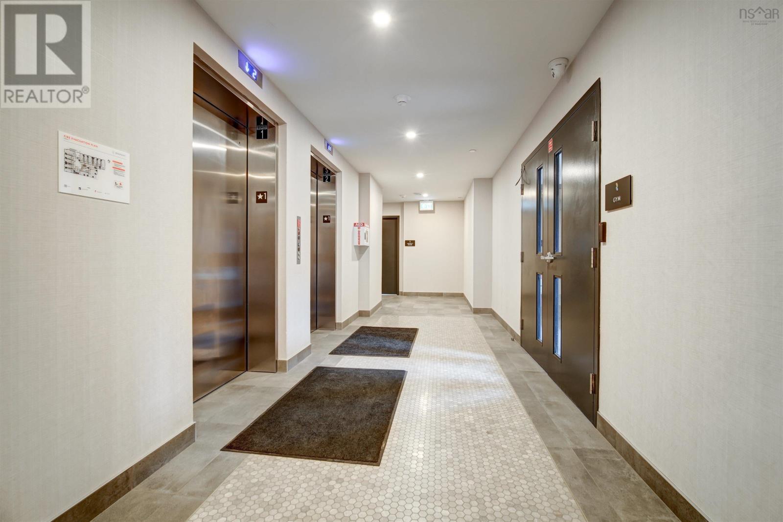 306 72 Seapoint Road Property Photo 5