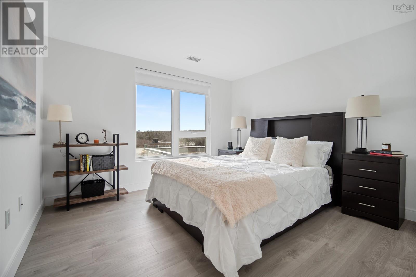 306 72 Seapoint Road Property Photo 17