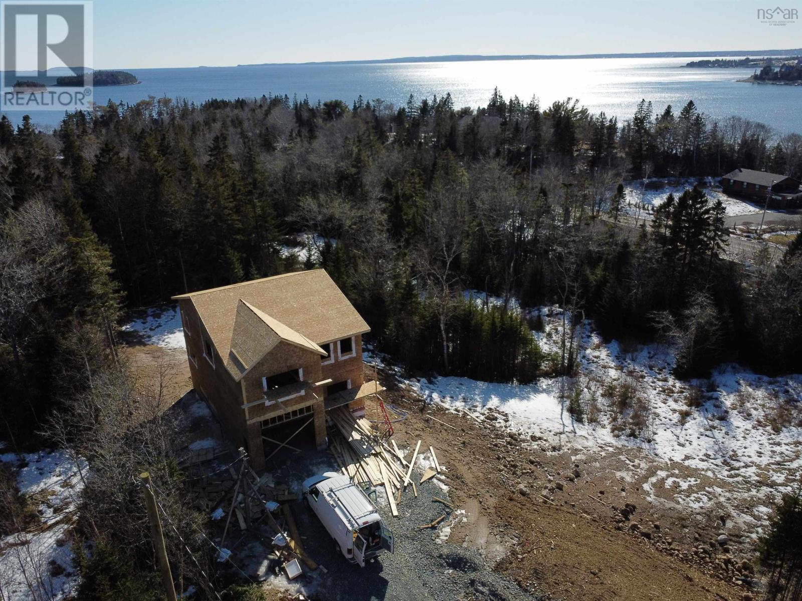 Lot 21 - 2 10 Bandit Lane