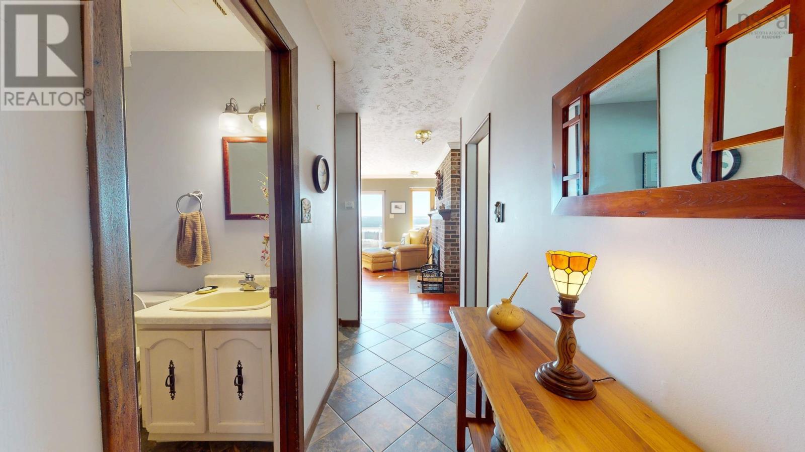 8 Foleaze Park Drive Property Photo 7