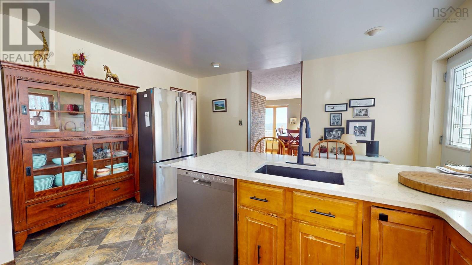 8 Foleaze Park Drive Property Photo 11