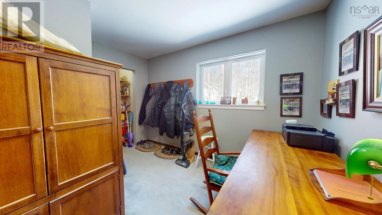 8 Foleaze Park Drive Property Photo 26
