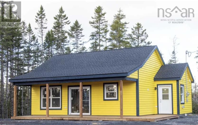 112 Loon Point Property Photo