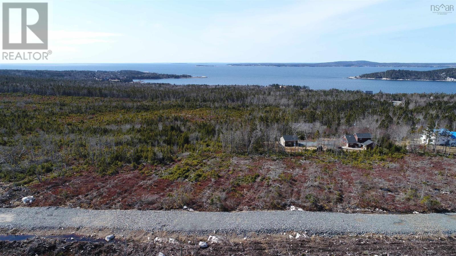 Skreia Rd. Property Photo 2