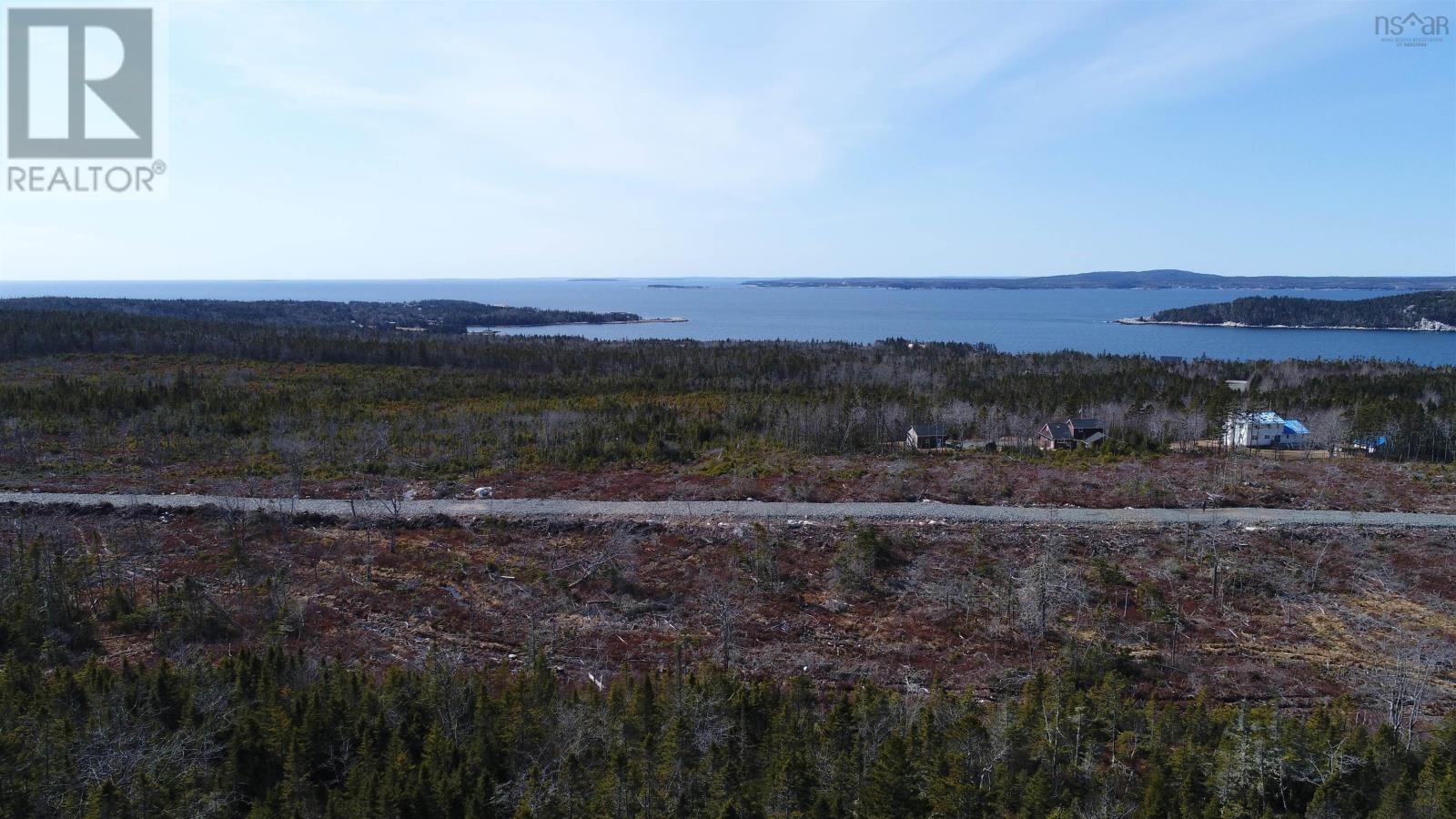 Skreia Rd. Property Photo 2