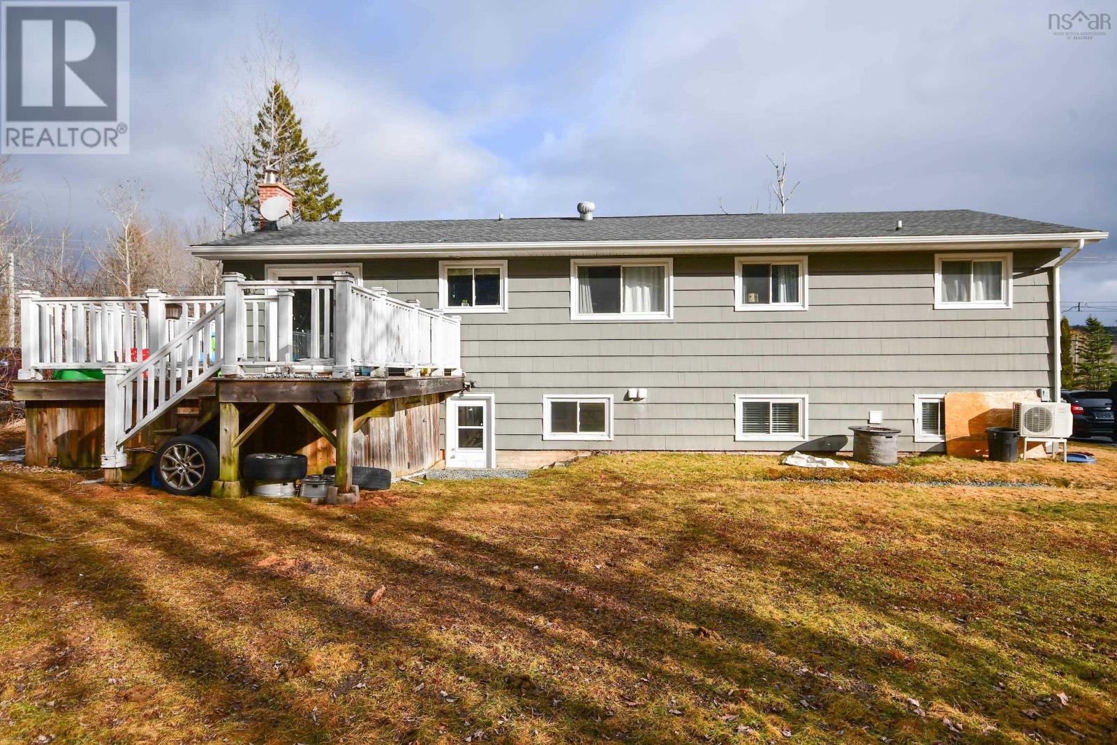 184 Lockview Road Property Photo 4