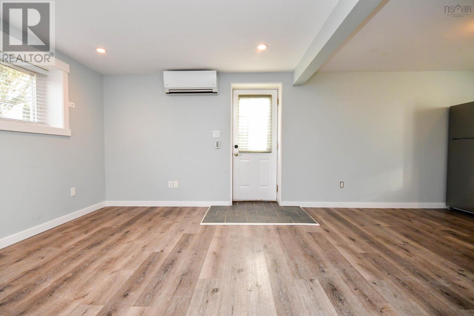 184 Lockview Road Property Photo 11