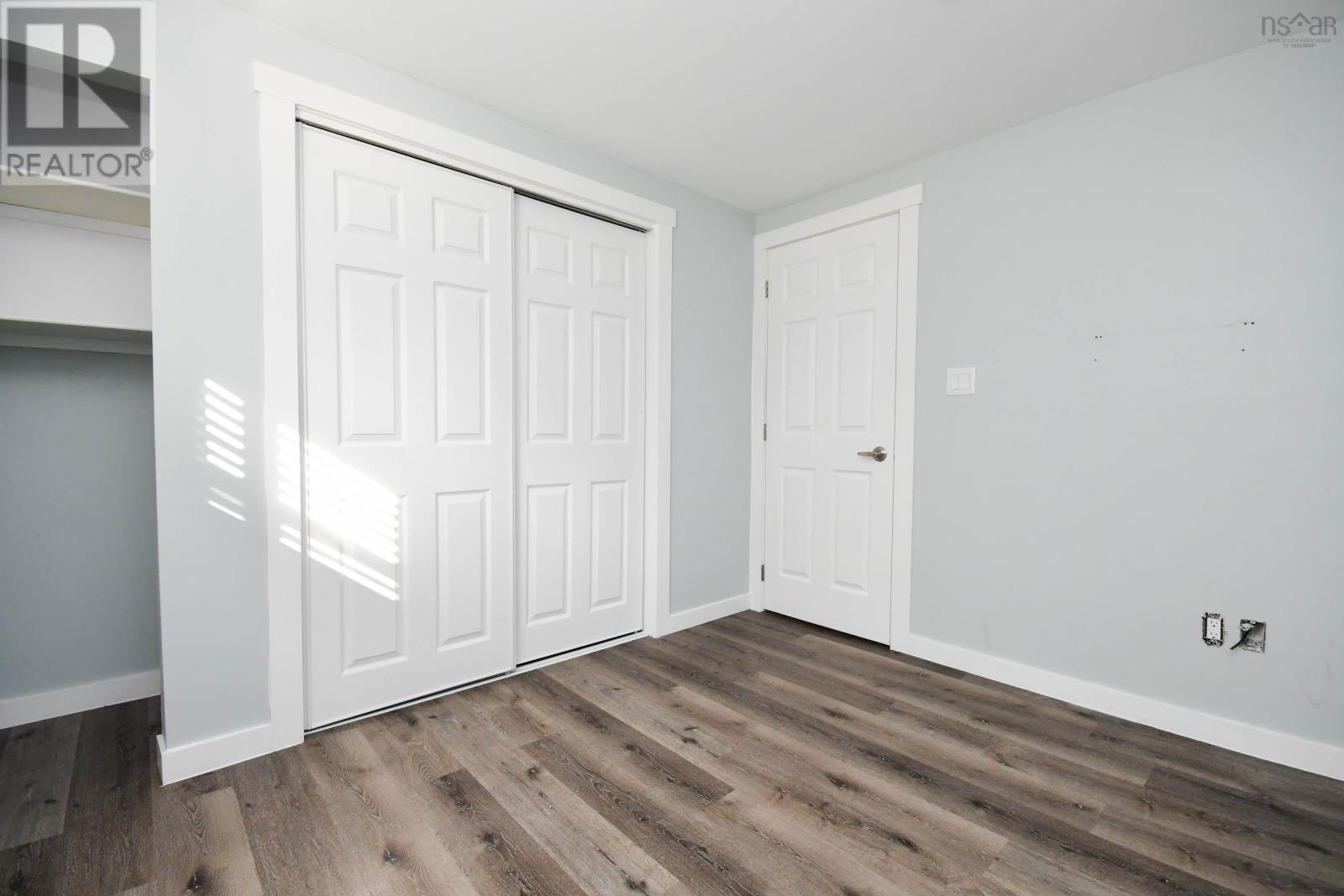 184 Lockview Road Property Photo 14