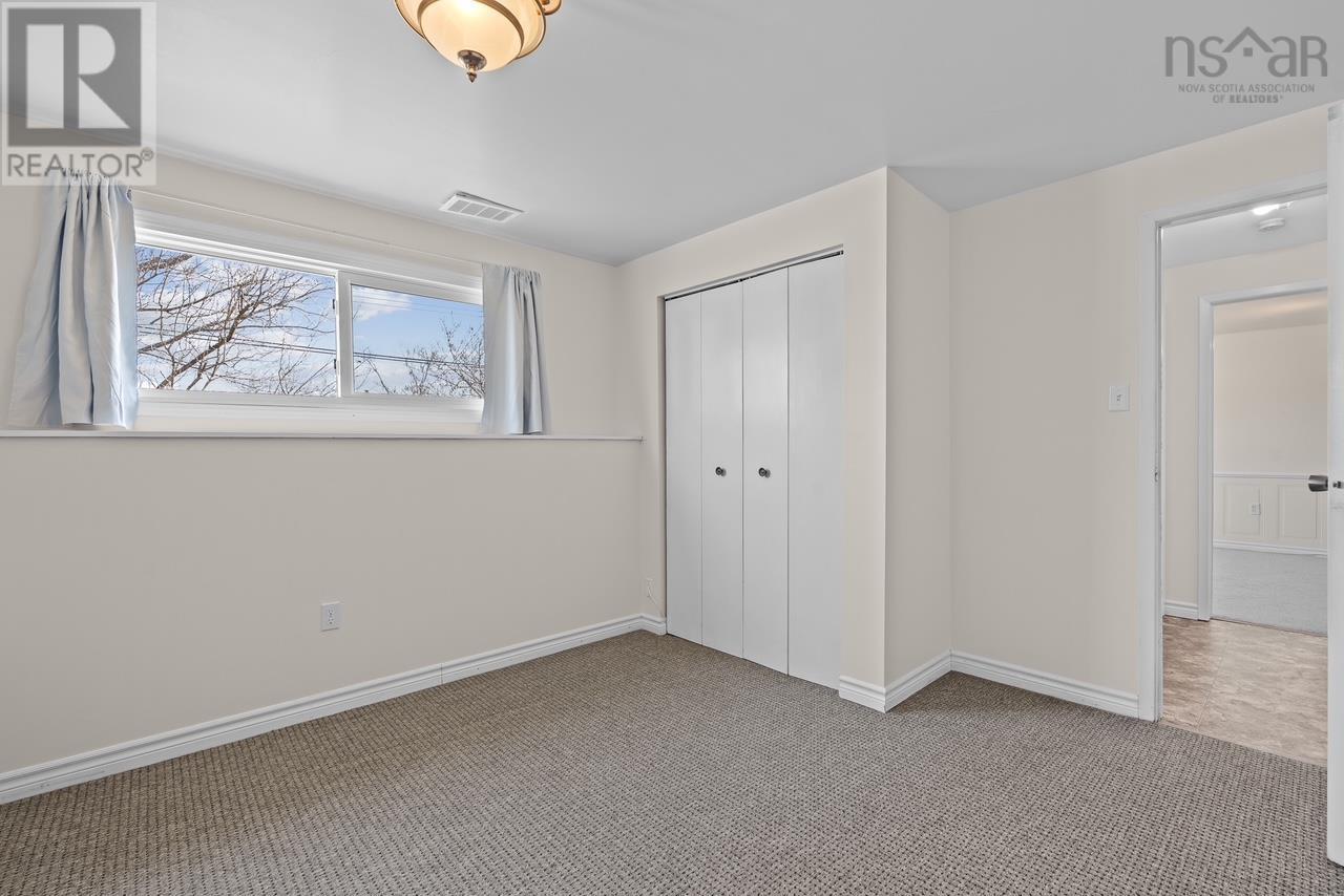 90 Nestor Crescent Property Photo 23
