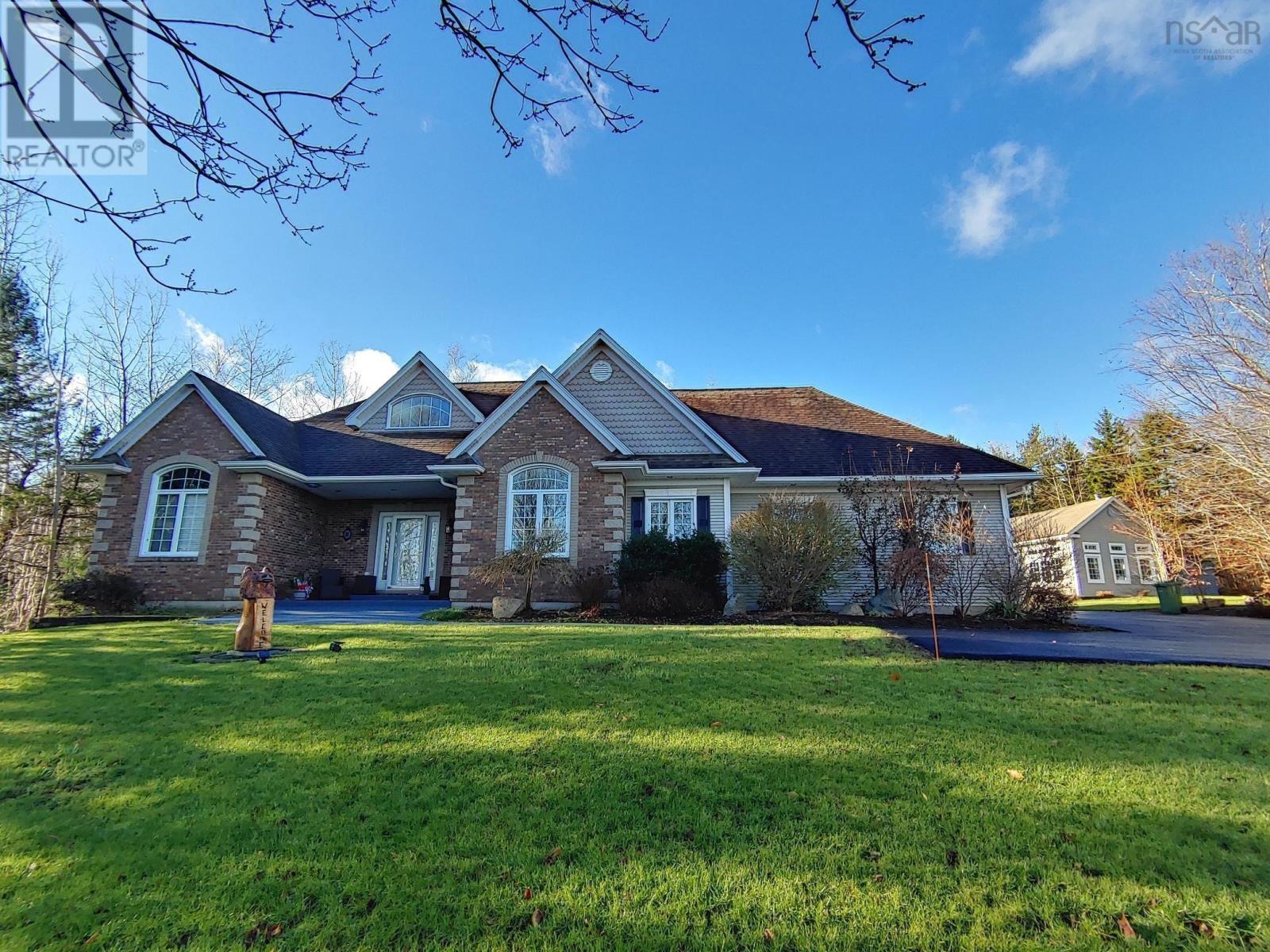 21 Canterbury Lane Property Photo