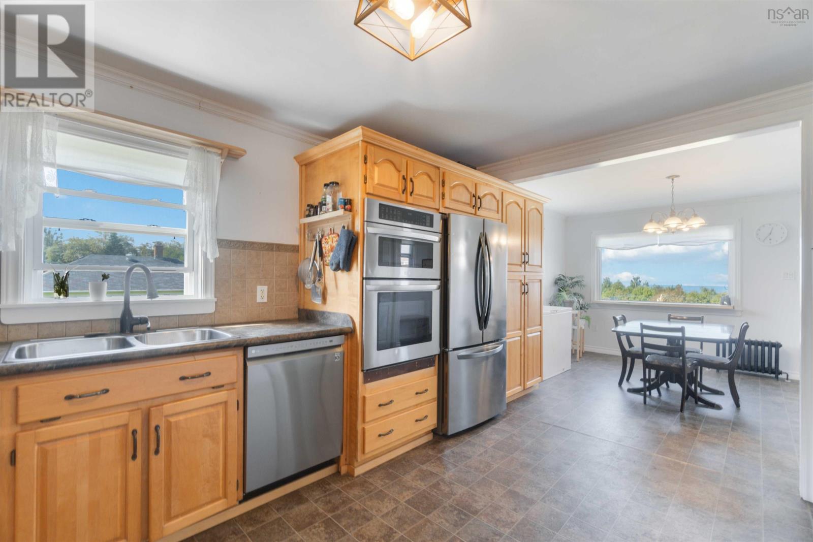 3945 Shore Road Property Photo 16