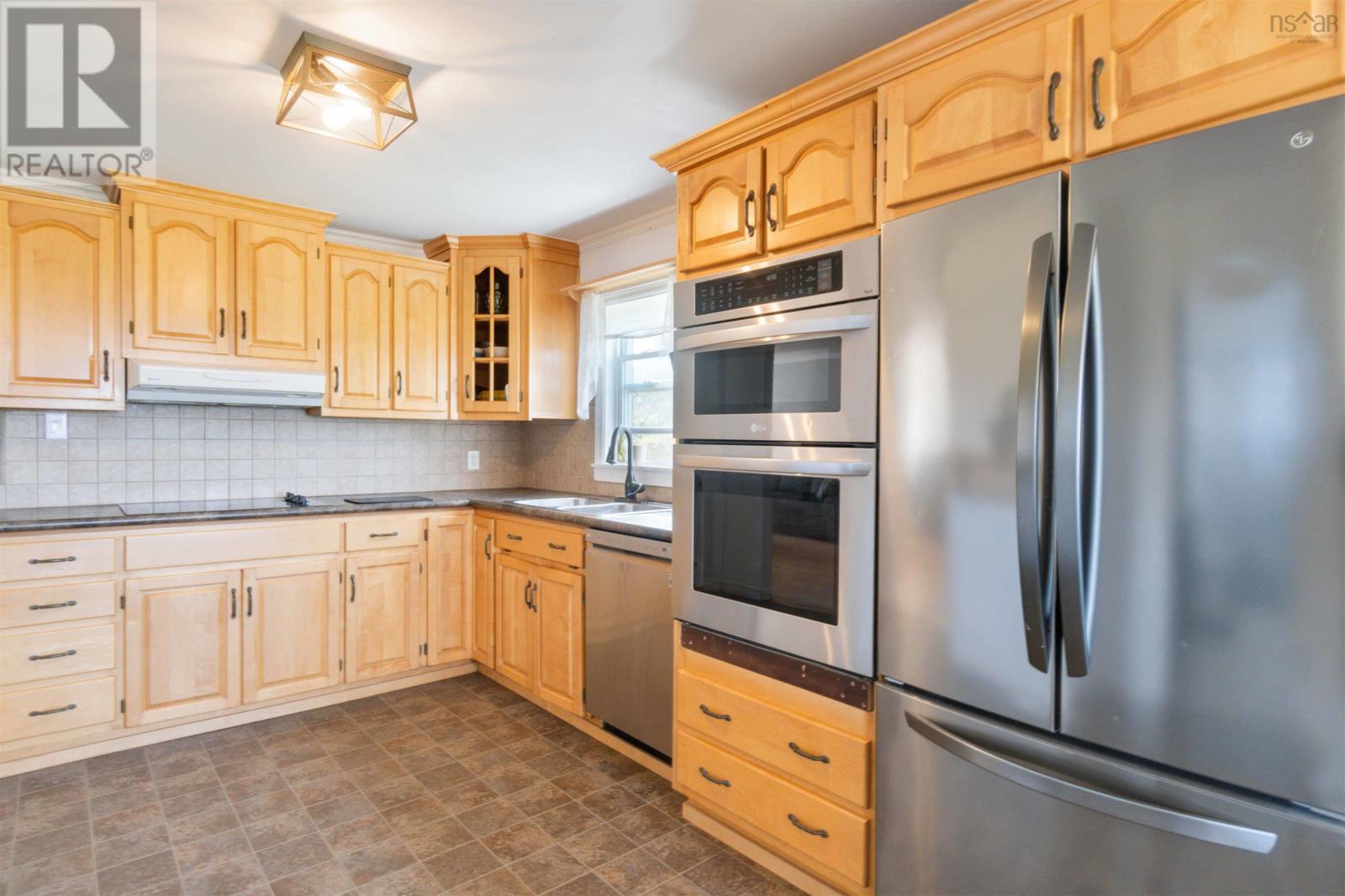 3945 Shore Road Property Photo 19