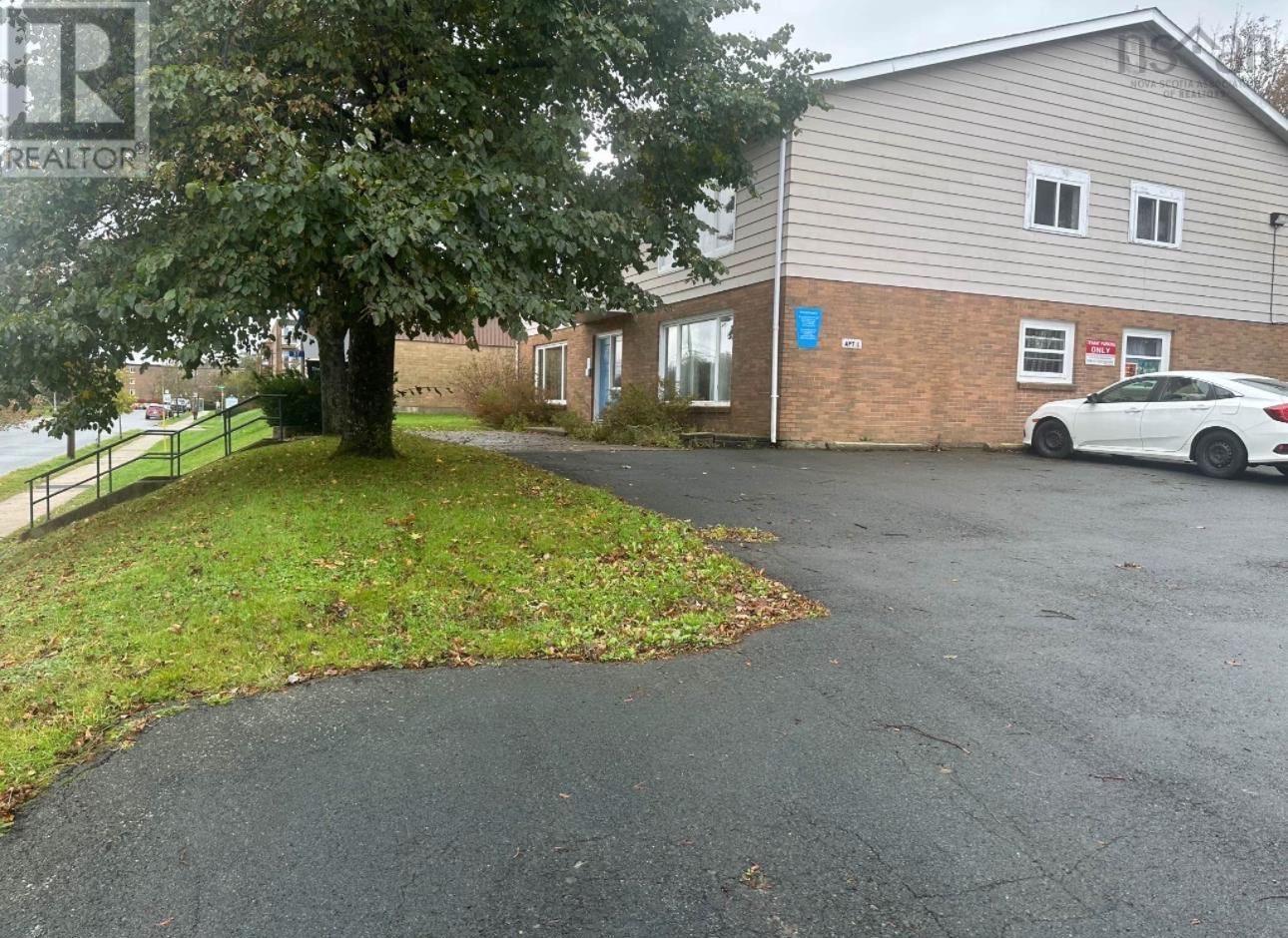 37 Leaman Drive Property Photo 2