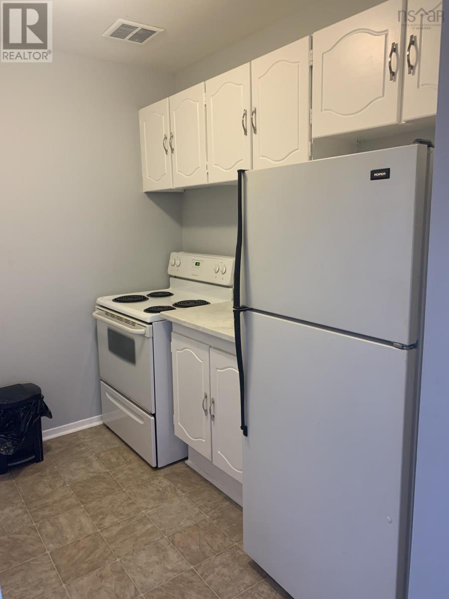 37 Leaman Drive Property Photo 3
