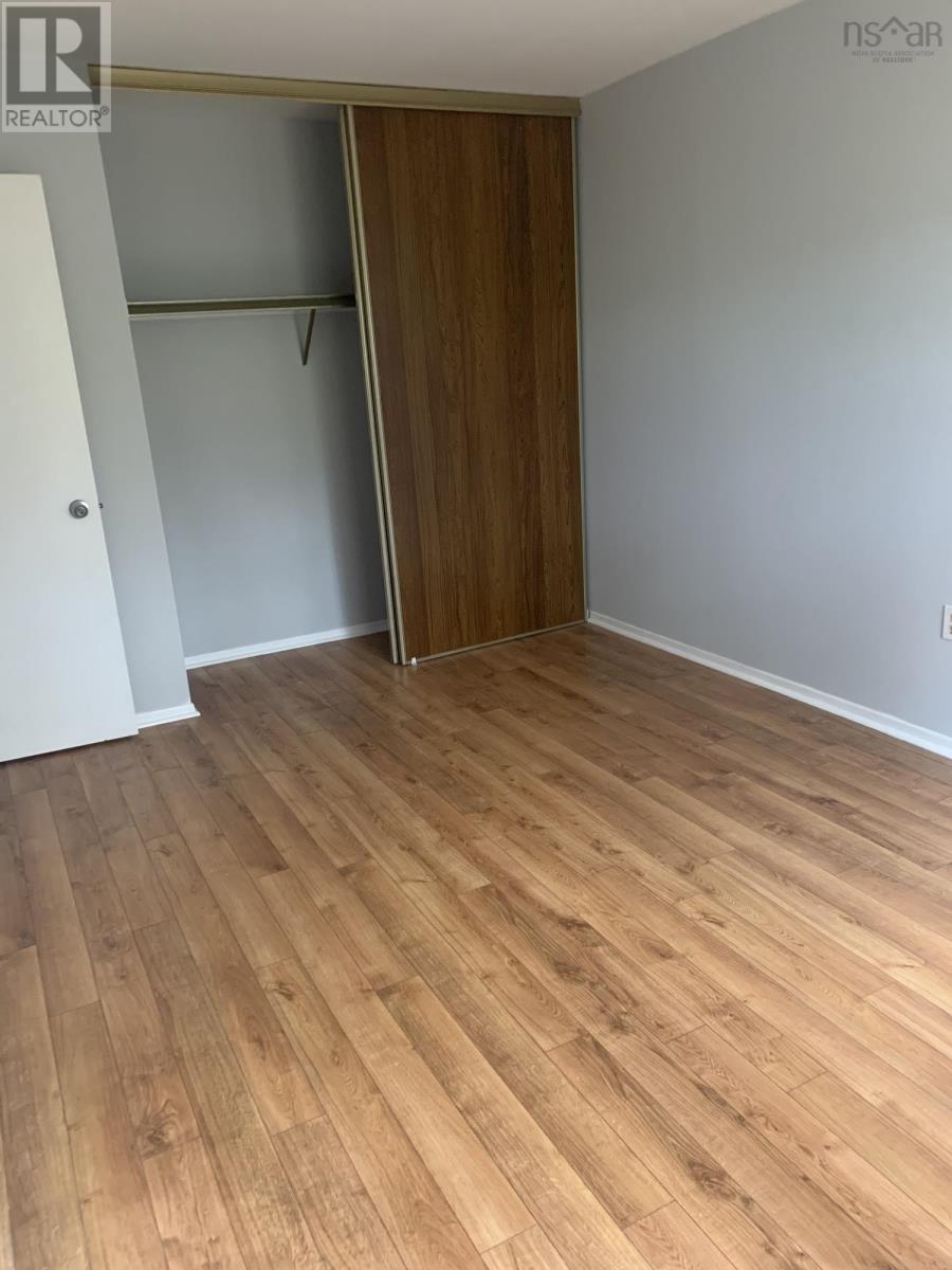 37 Leaman Drive Property Photo 5