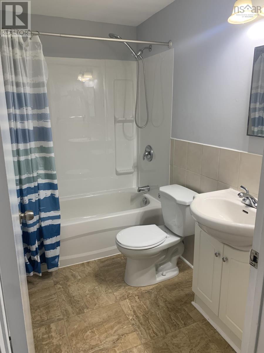 37 Leaman Drive Property Photo 10