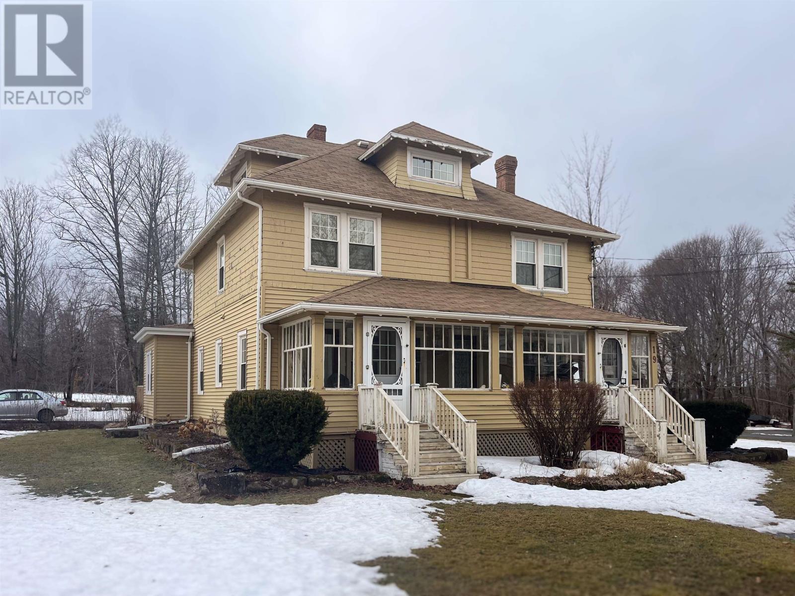 19 Wood Island Road Property Photo