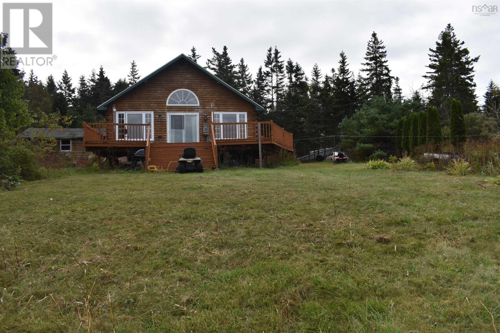 645 Mira Bay Drive Property Photo 8