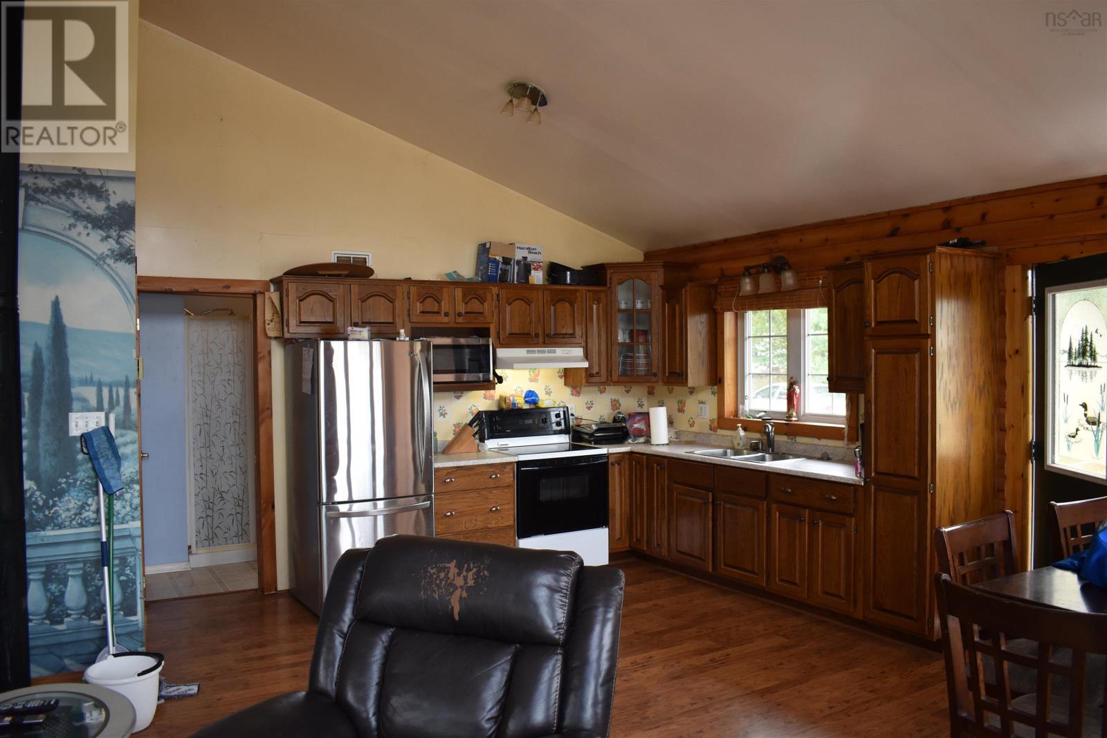 645 Mira Bay Drive Property Photo 13