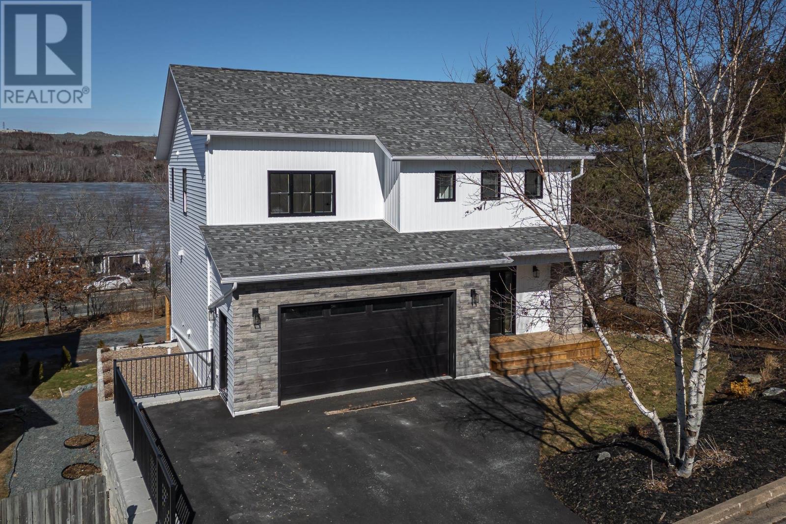 B2x3r1 Real Estate Listings Main Image