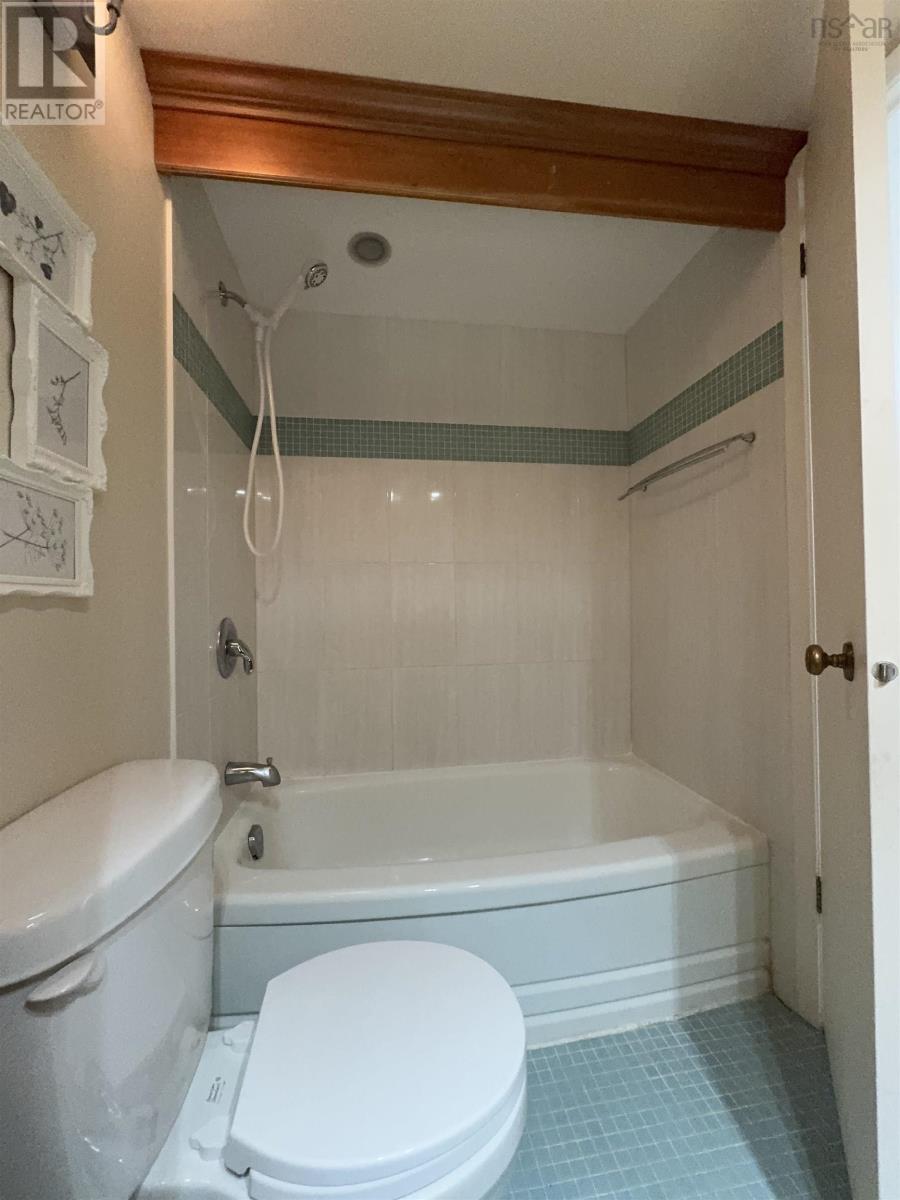 1008 5959 Spring Garden Road Property Photo 22