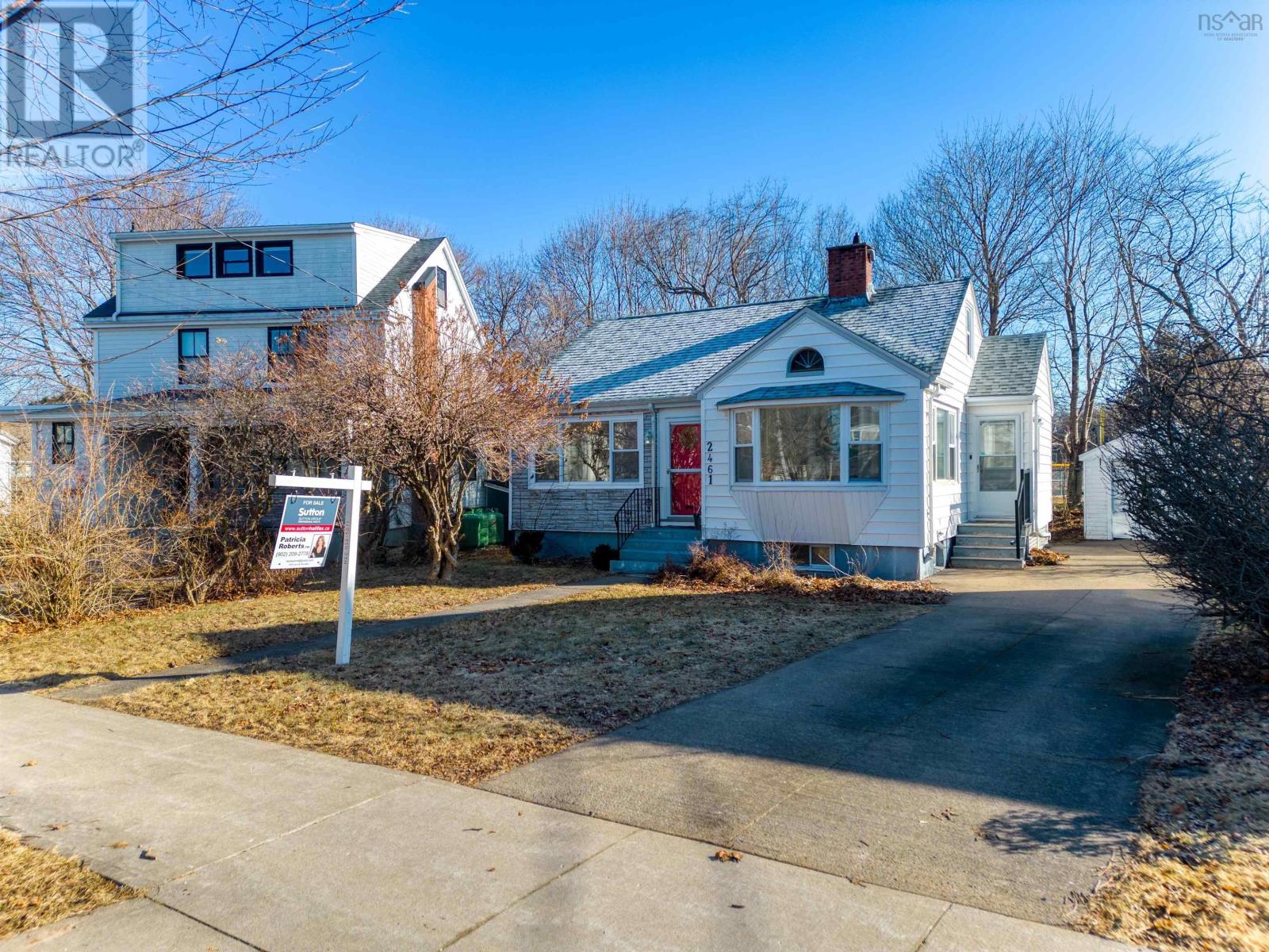 2461 Armcrescent East Drive Property Image