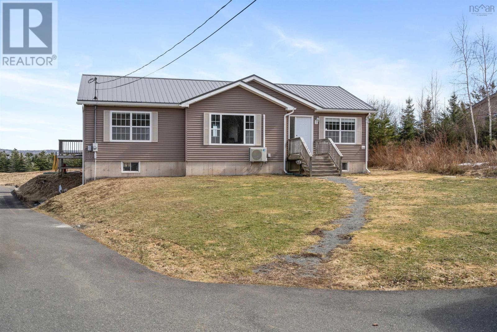 42 Douglas Road Property Photo
