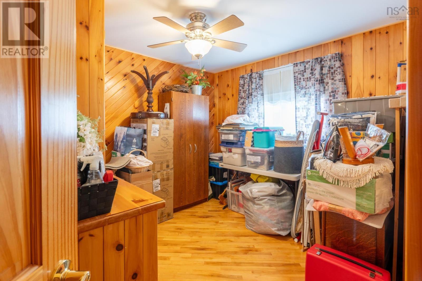 69 Thumb Cap Point Road Property Photo 25