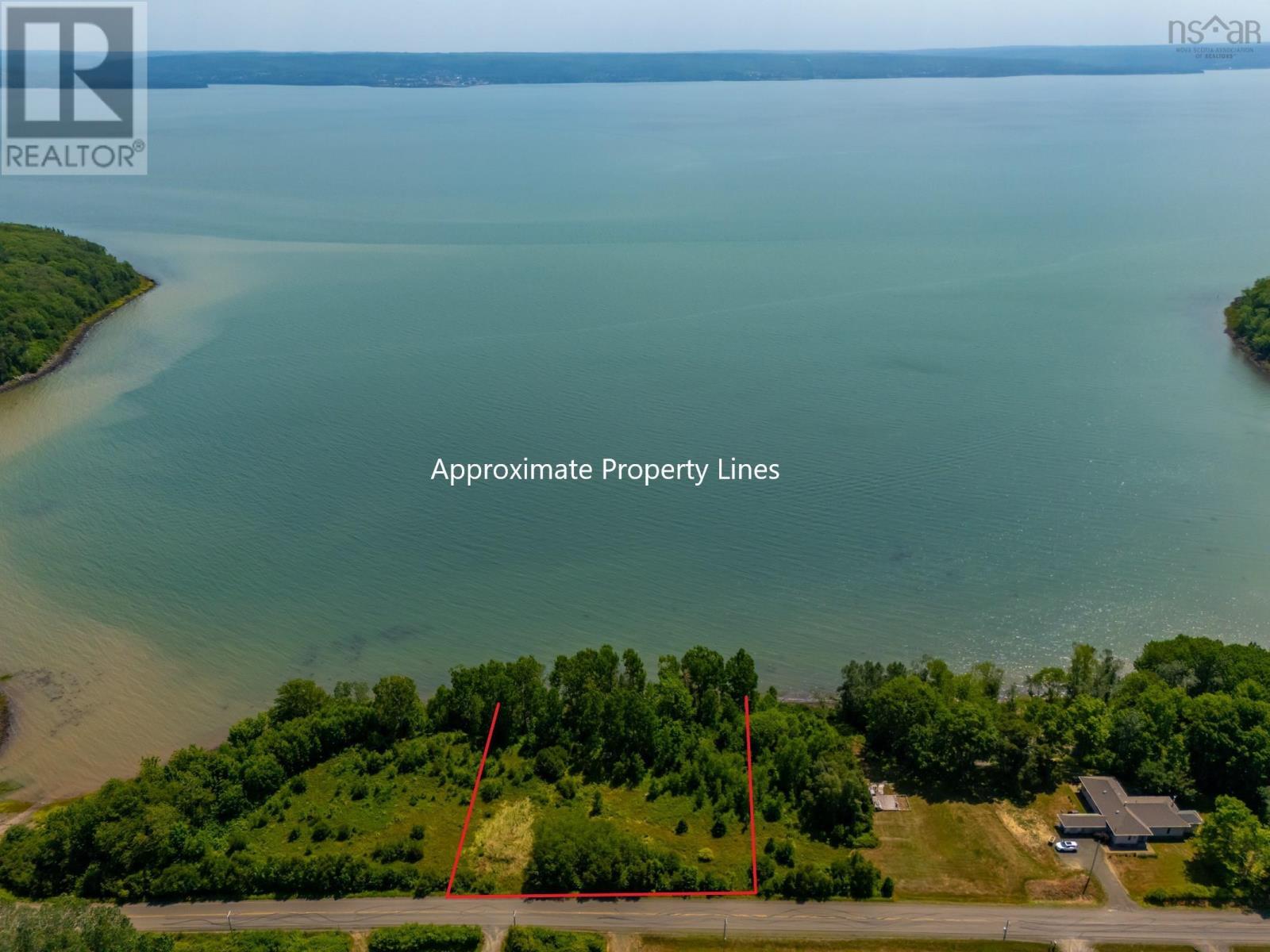 Granville Road Property Photo 6