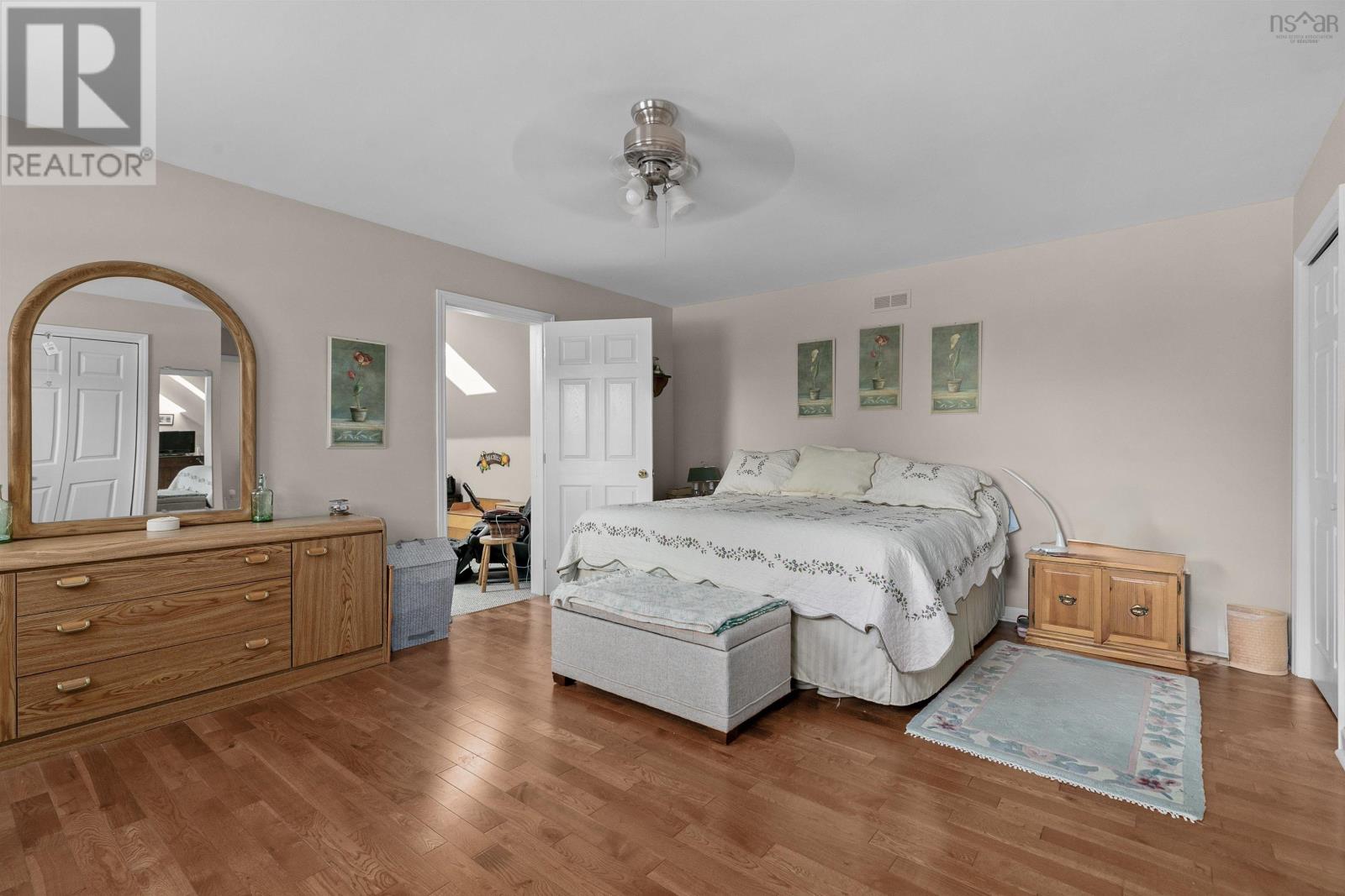 6 Westwind Drive Property Photo 19
