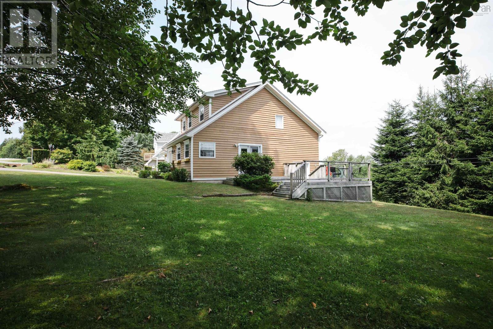 6 Westwind Drive Property Photo 27