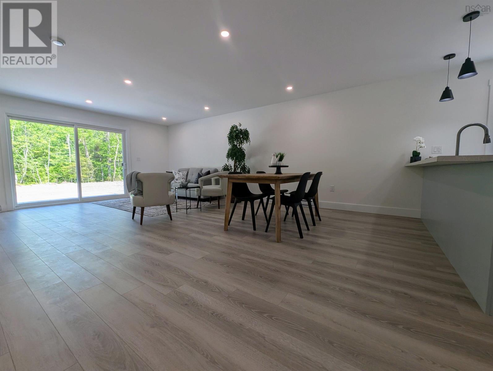 16 Shadebush Walk, Meadow Ridge Estates Property Photo 8