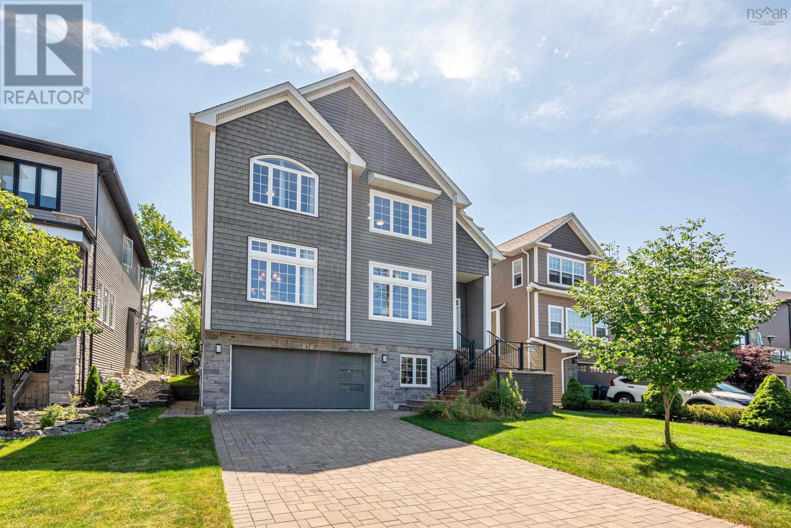 47 Amesbury Gate Property Photo