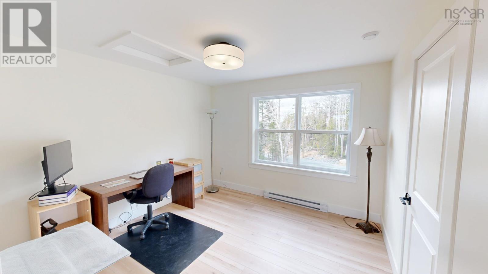448 Winslow Drive Property Photo 16