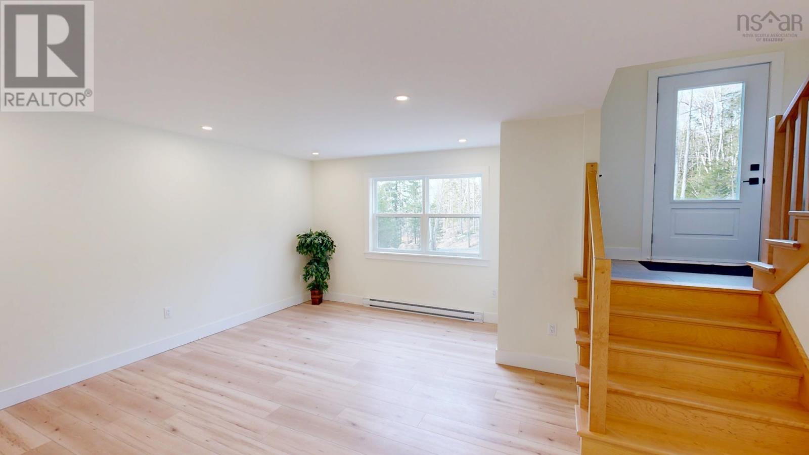 448 Winslow Drive Property Photo 23