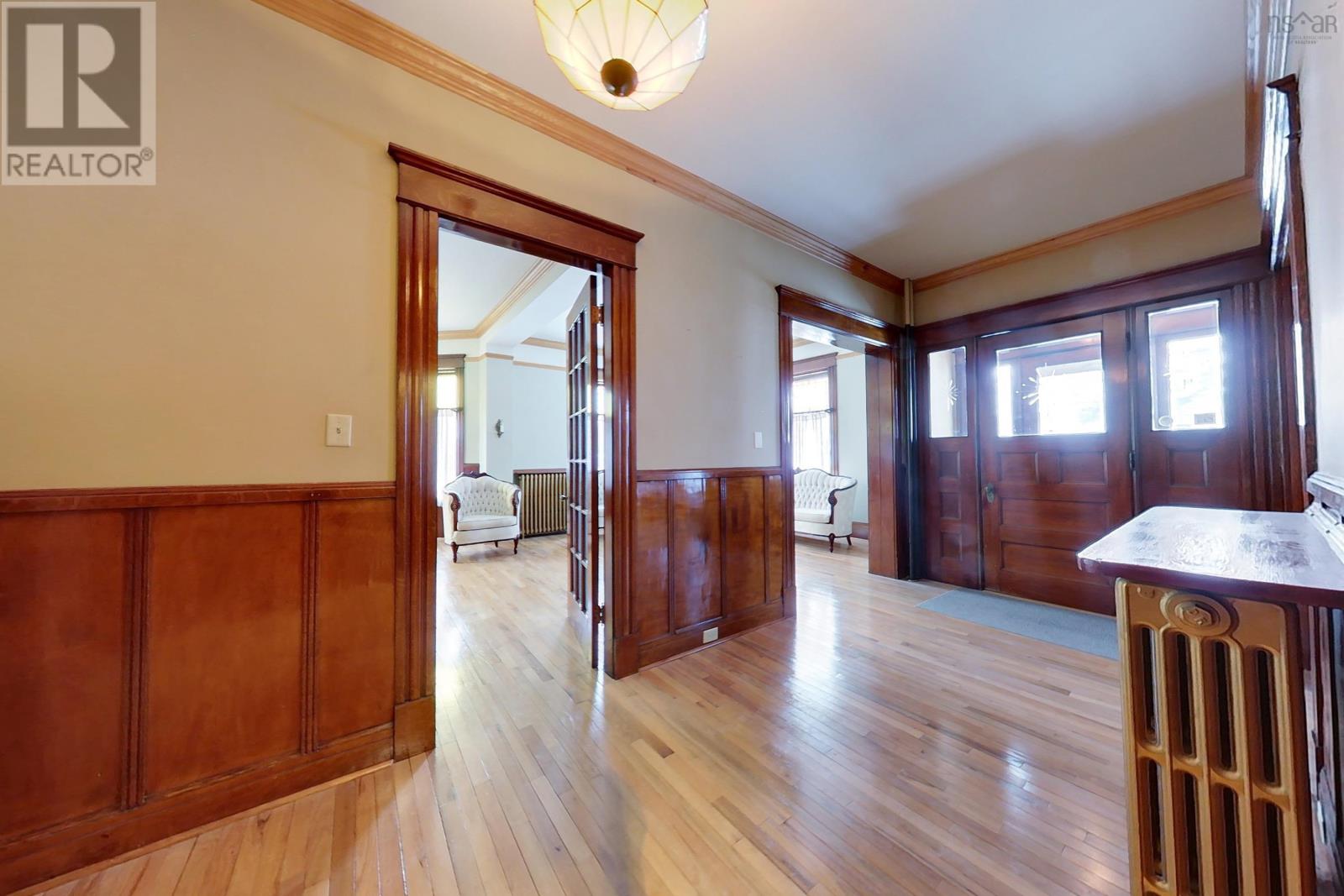 202 Victoria Street E Property Photo 10