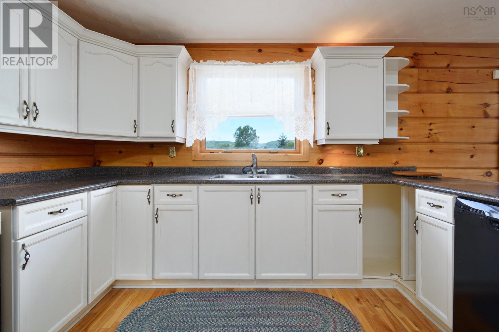 776 105 Highway Property Photo 10