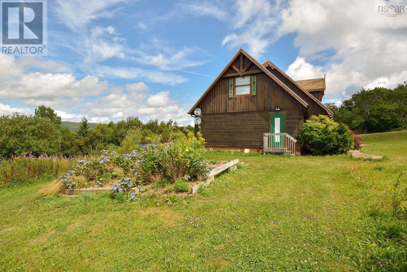 776 105 Highway Property Photo 46