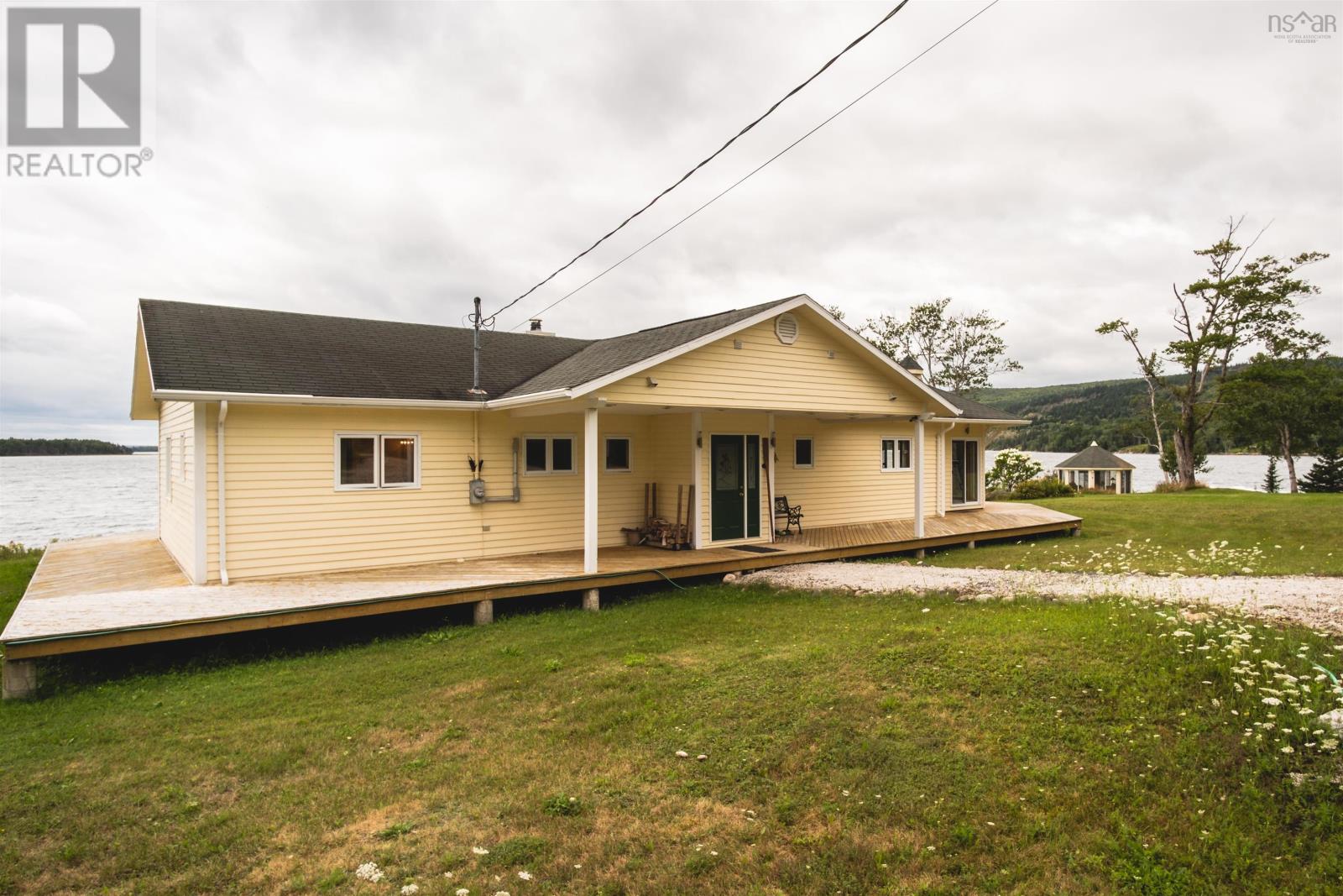 364 (6012) Macinnis Point Road Property Photo 11