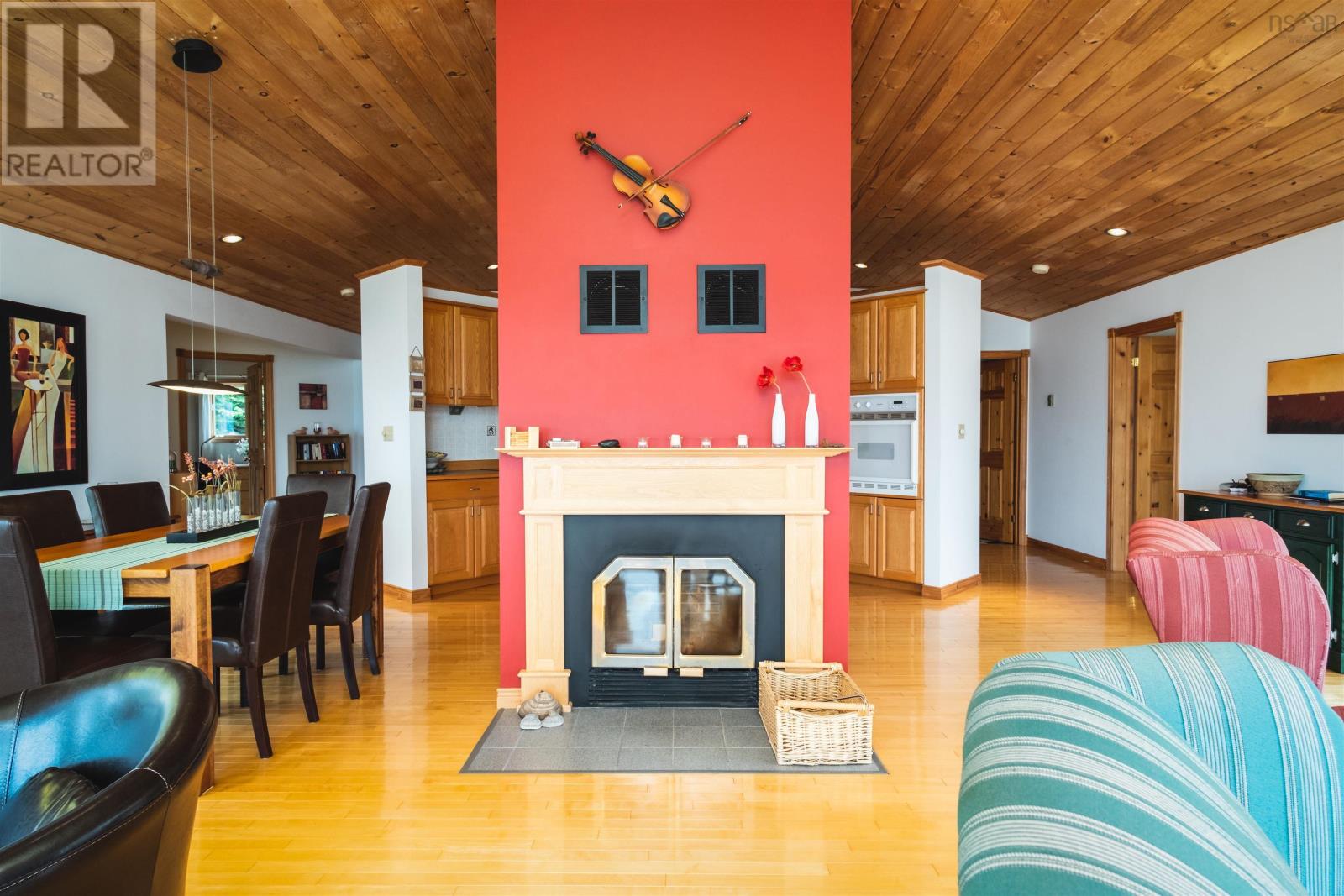 364 (6012) Macinnis Point Road Property Photo 12