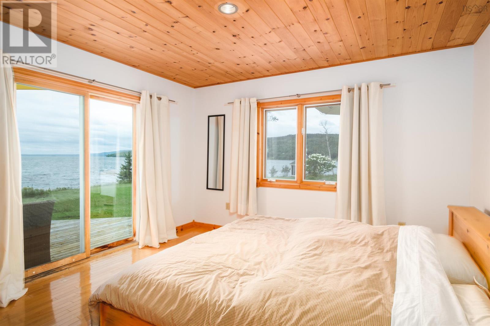 364 (6012) Macinnis Point Road Property Photo 20