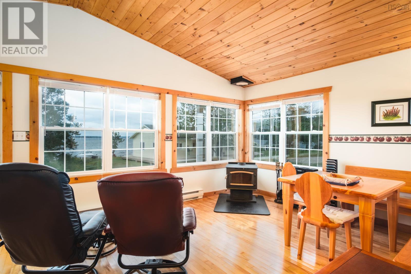 364 (6012) Macinnis Point Road Property Photo 24