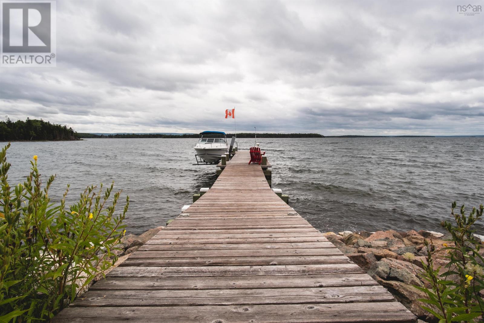 364 (6012) Macinnis Point Road Property Photo 40