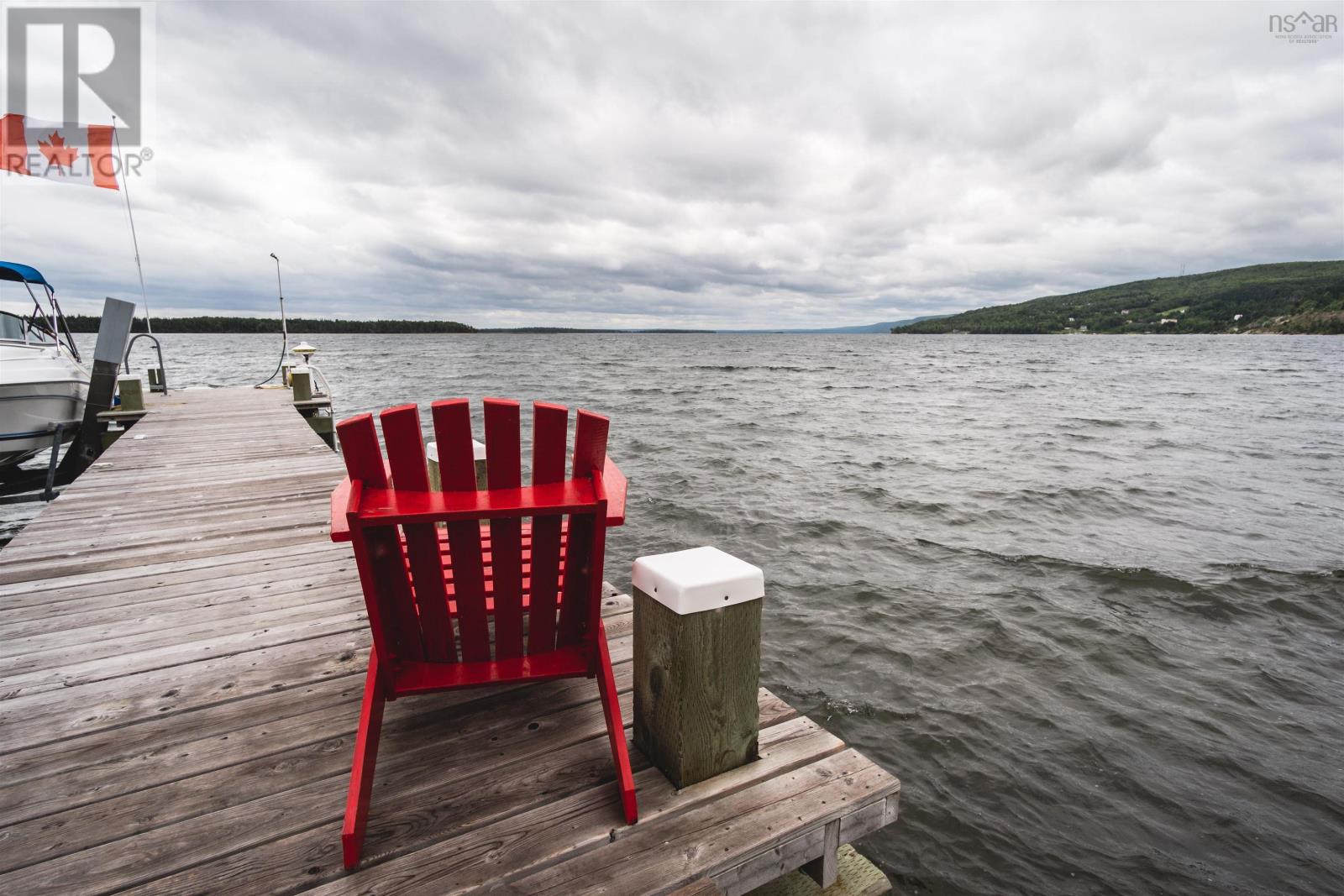 364 (6012) Macinnis Point Road Property Photo 46