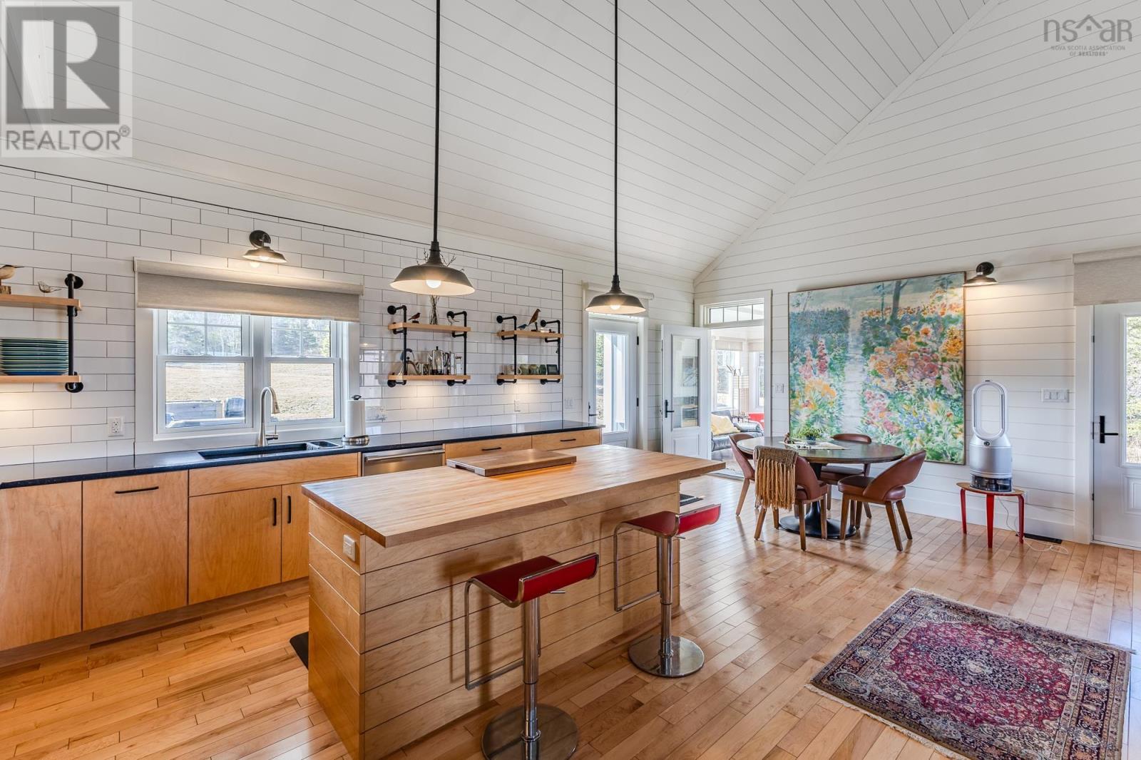 1482 North Shore Road Property Photo 12
