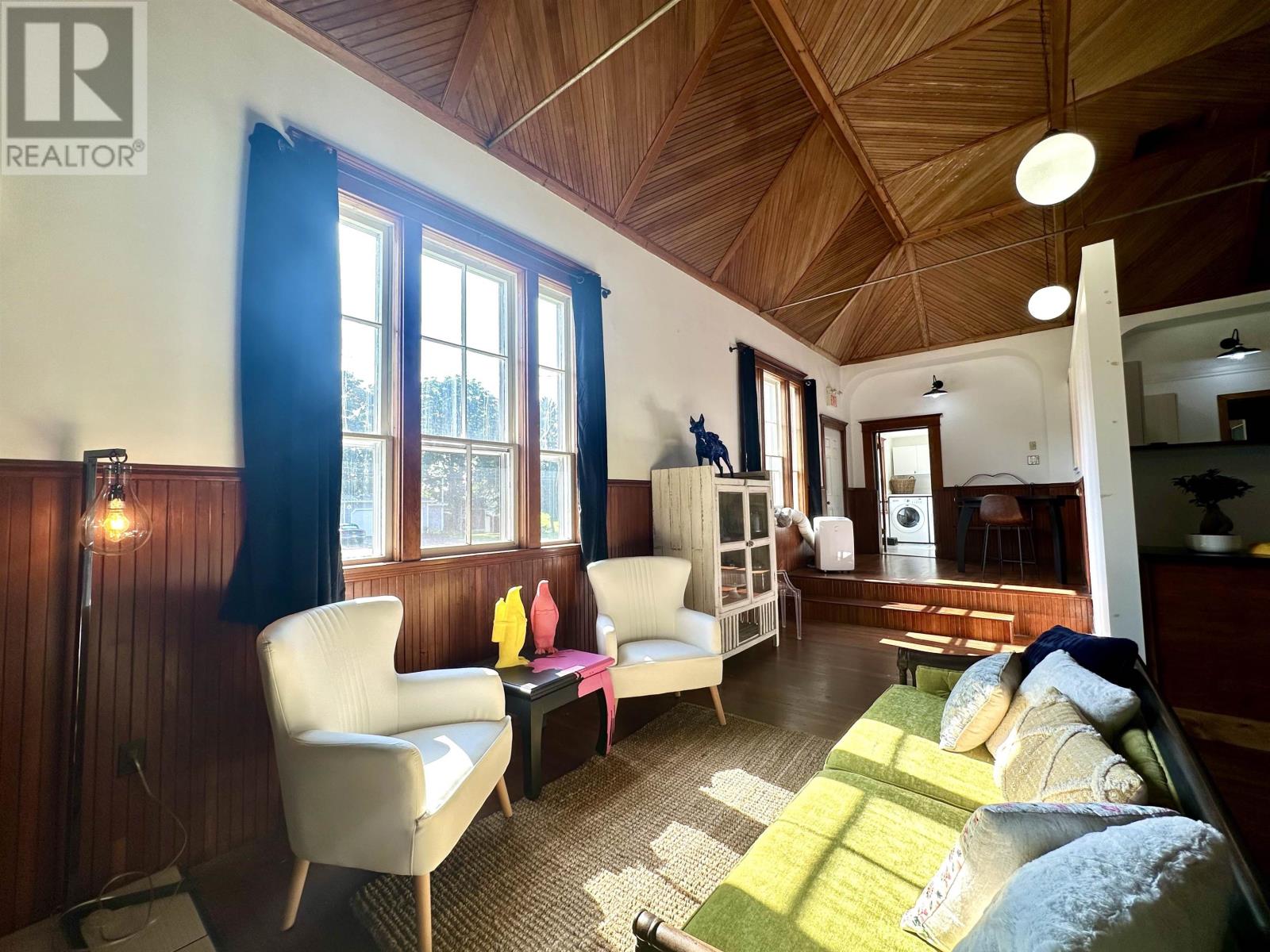 5 Church Street Property Photo 19